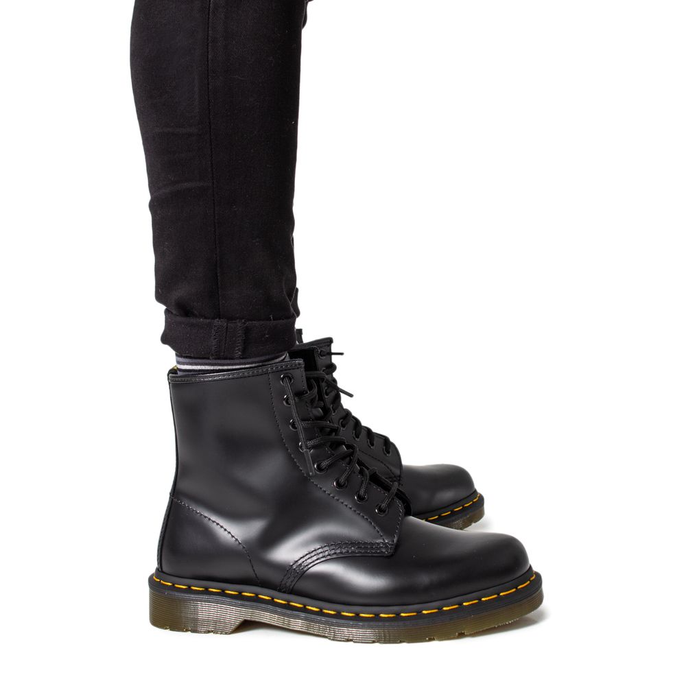 Black Leather Athletic Sneakers