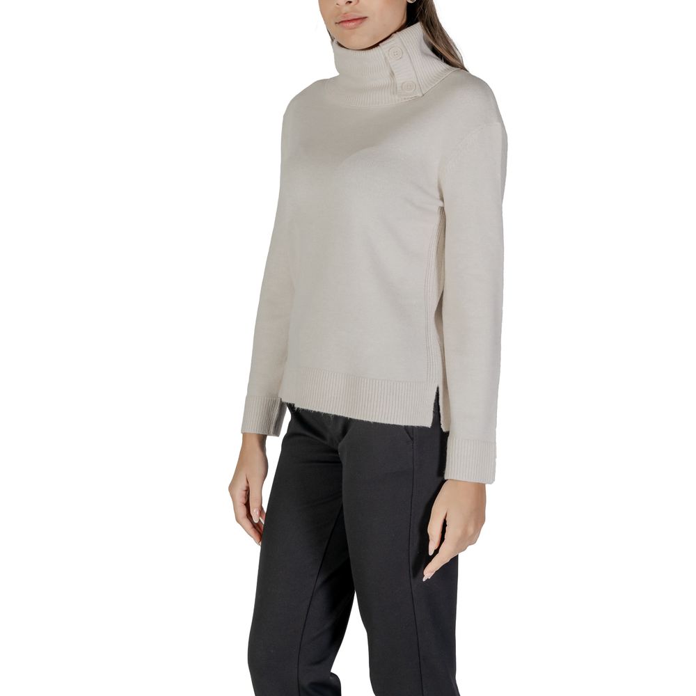 Cream Viscose Turtleneck